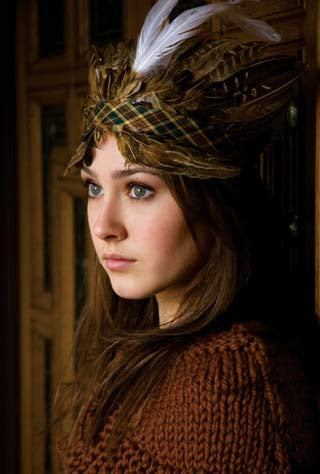 Rowan Amber - A Winter Gathering by Kim Hargreaves