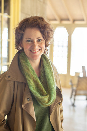 Crochet Moebius Cowl by Churchmouse Yarns & Teas