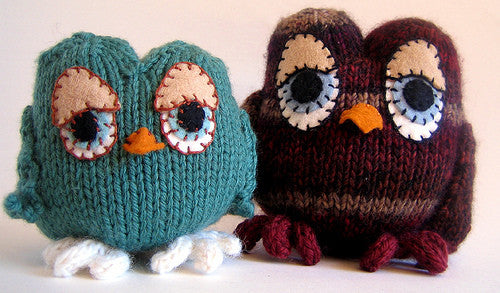 Owls knitting pattern from Caffaknitted