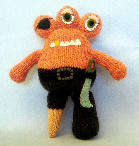 Peg the Pirate pattern from Caffaknitted