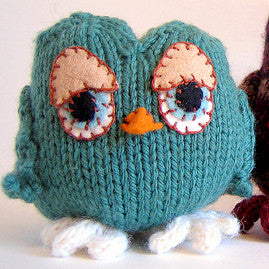 Owls knitting pattern from Caffaknitted