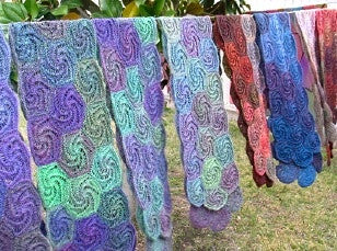Swirl Shawl pattern from Jojoland in scarf and shawl sizes